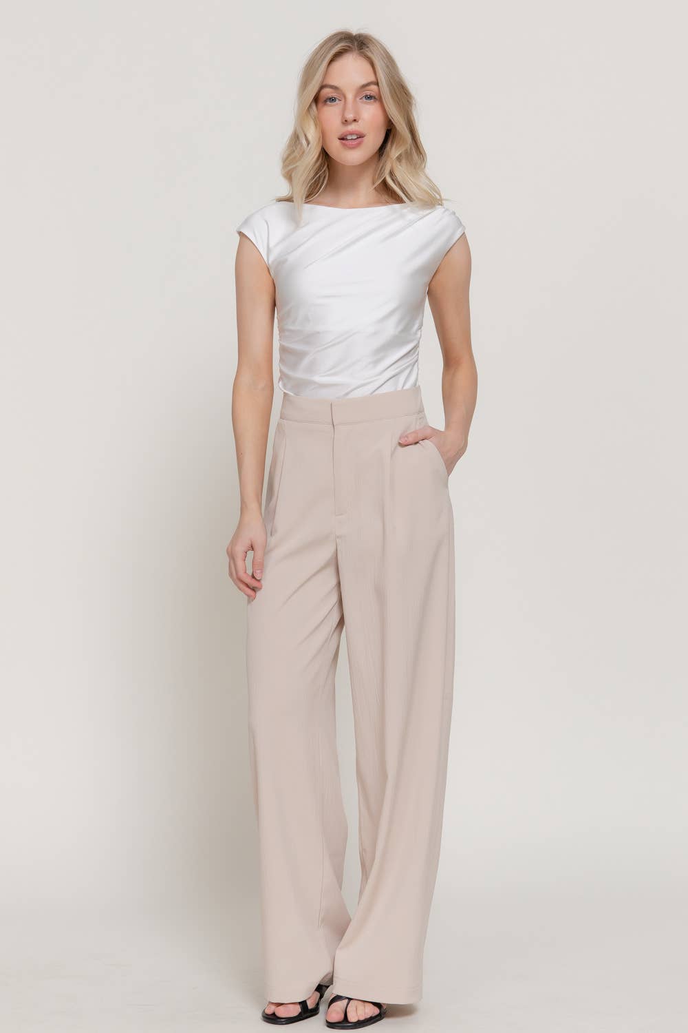 Short Sleeve Boat Neck Side Ruched Knit Bodysuit