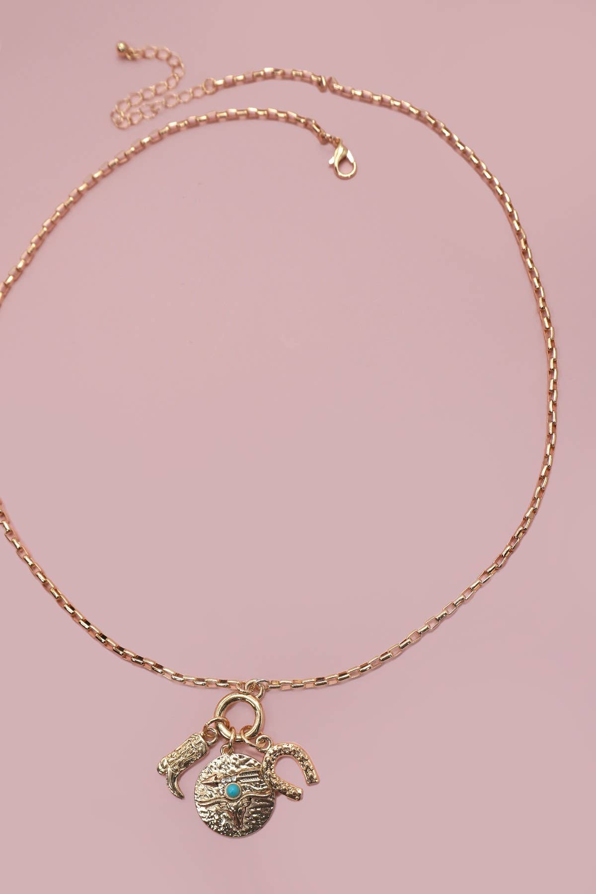 CLUSTER CHARM NECKLACE-WESTERN BOOT HORSESHOE