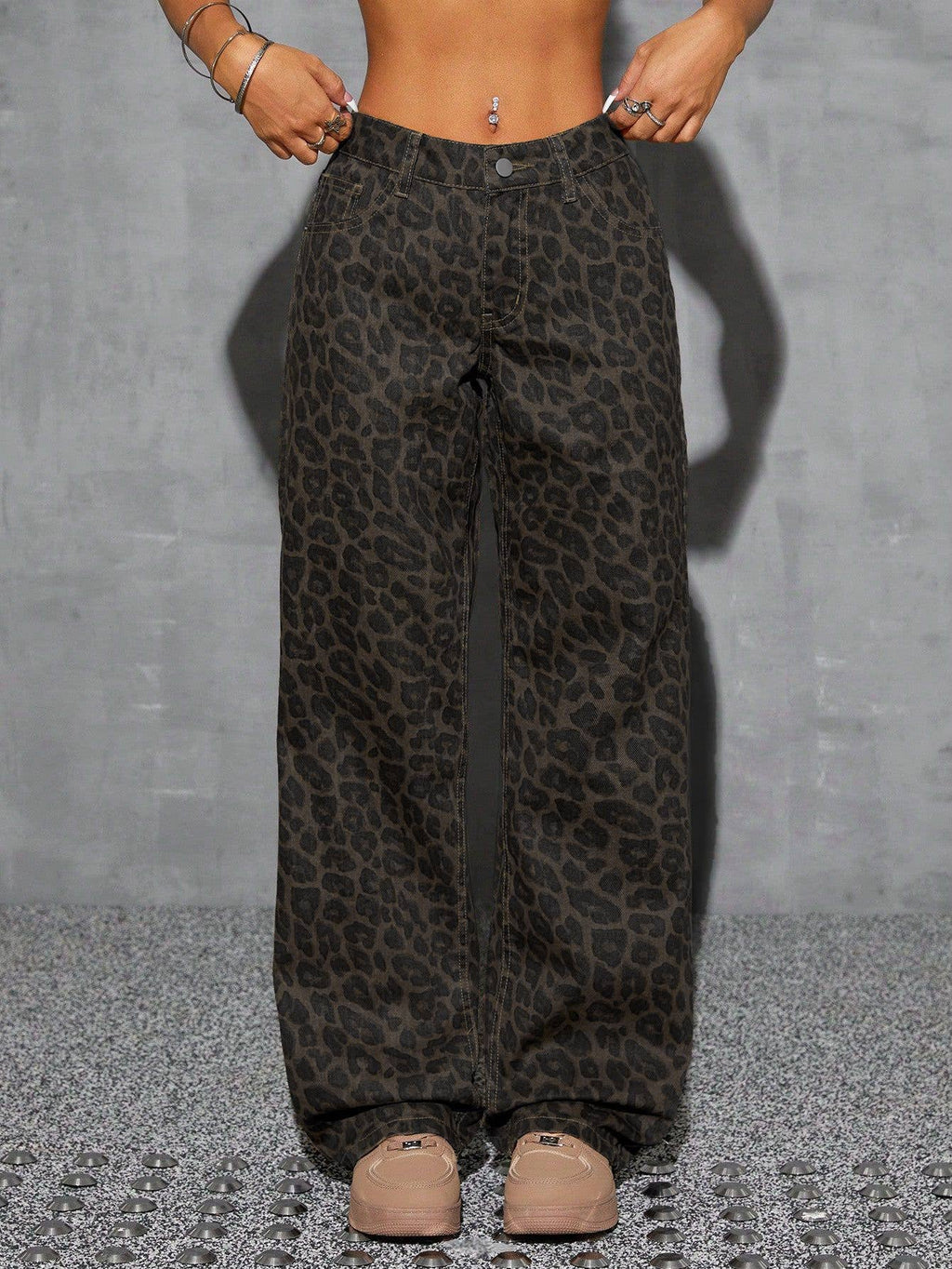 Vintage leopard print wide-leg jeans