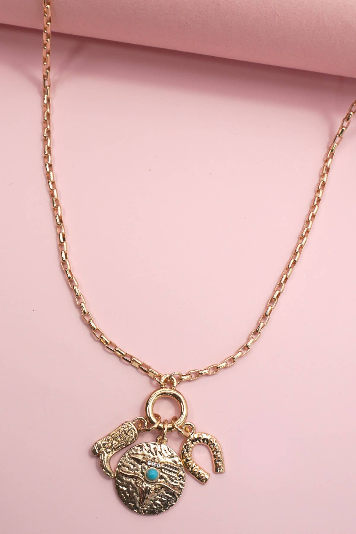 CLUSTER CHARM NECKLACE-WESTERN BOOT HORSESHOE