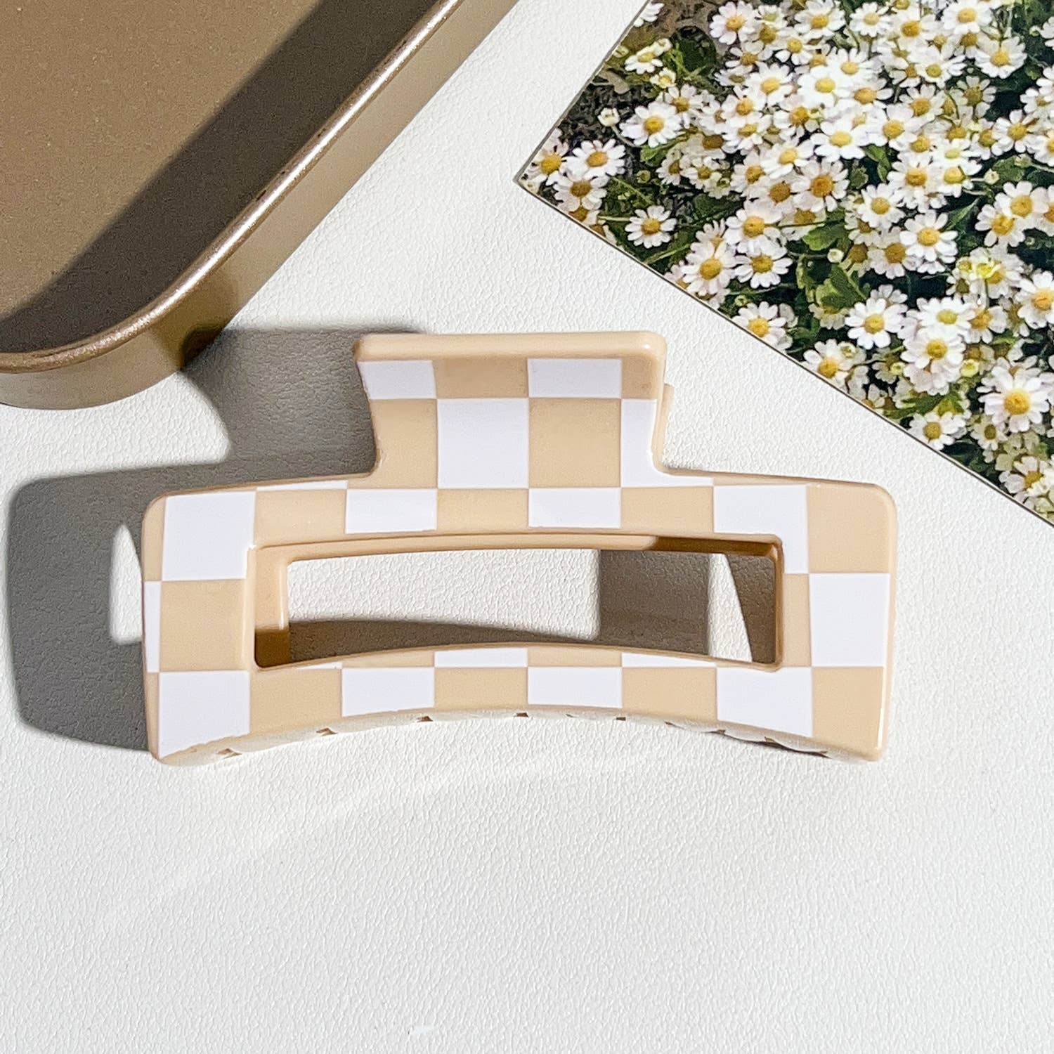 Checkered Hair Claw Clip for Everyday Use